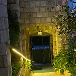 King's Landing Esma' House
