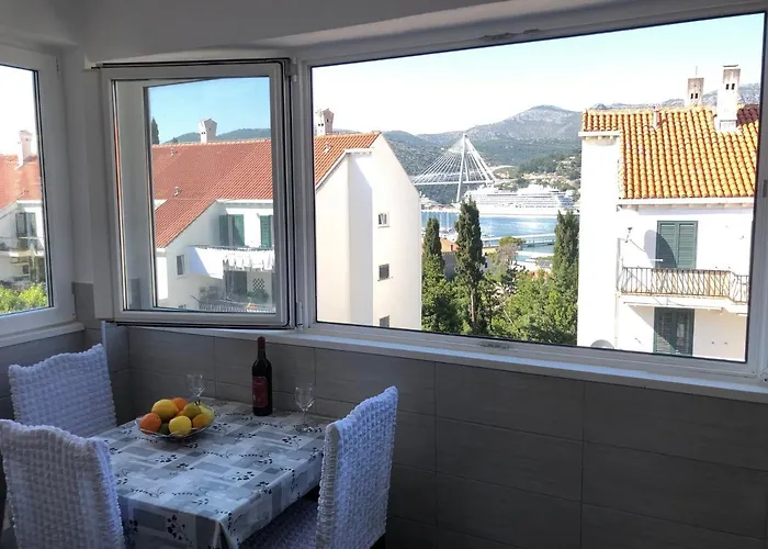 King's Landing Esma' House Appartamento *