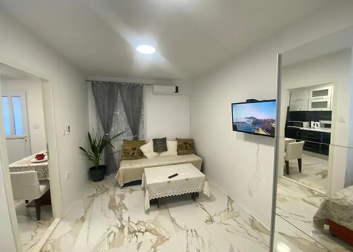 King's Landing Esma' House * Ragusa