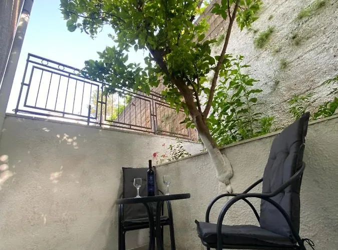 King's Landing Esma' House Ragusa