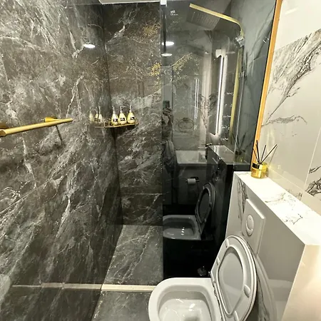 King's Landing Esma' House Апартаменты *