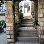 King's Landing Esma' House דירה *